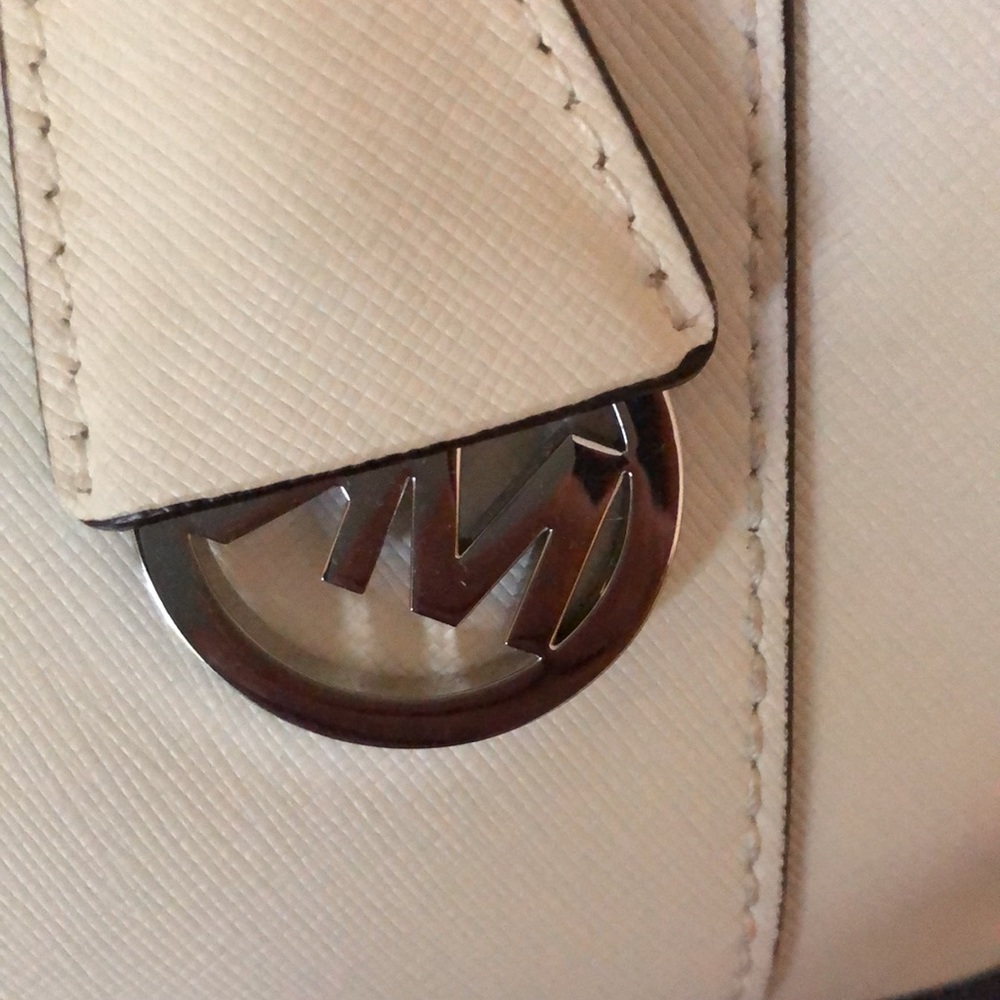 Michael Kors summer white bag - Picture 8 of 9
